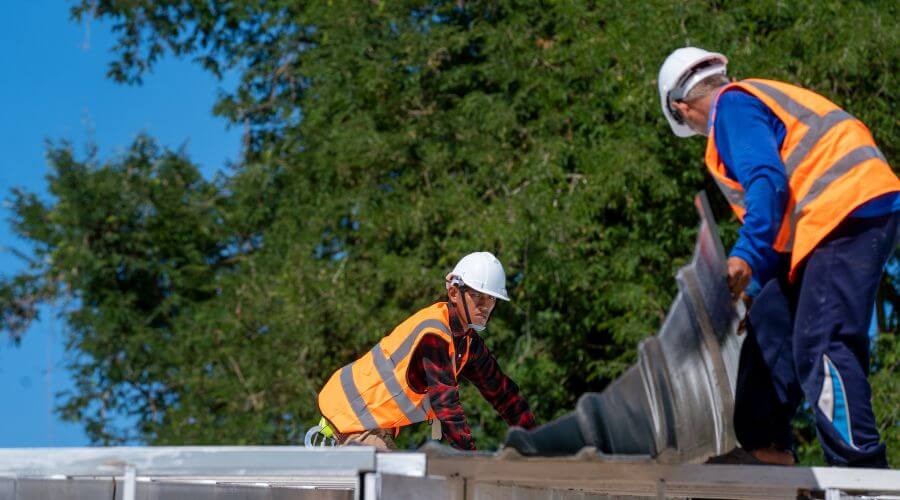 Professional gutter cleaning in Crane, IN